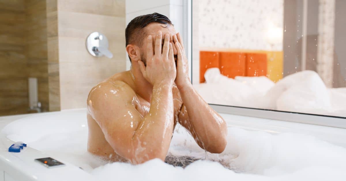 Les secrets des hommes qui prennent des bains