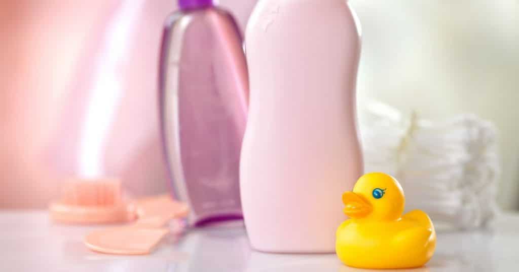 Vous voulez inclure l’huile pour bébé dans vos soins de la peau ?