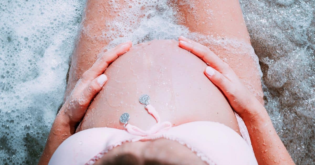 Les erreurs de soins de la peau pendant la grossesse et les ingrédients à éviter