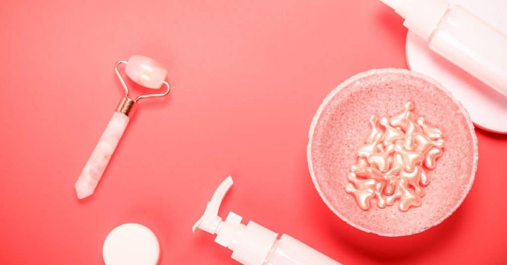 Pourquoi l’écran solaire est l’étape la plus anti-âge de votre routine de soins de la peau