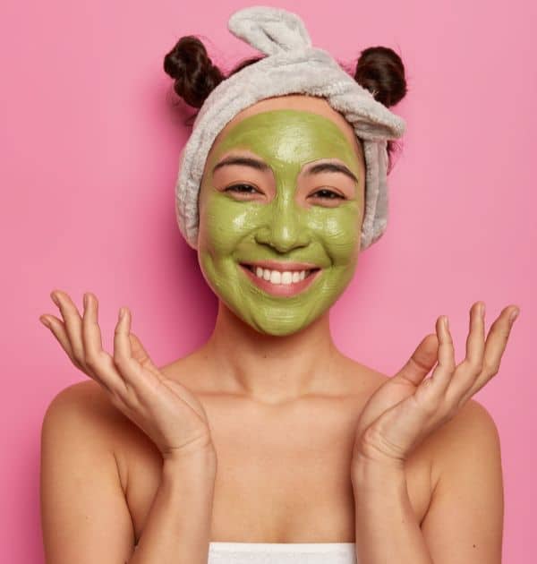 Comment intégrer les soins de la peau à sa journée ?