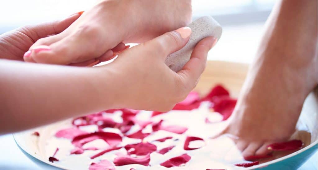 Été 2023 : conseils de soins pour les pieds